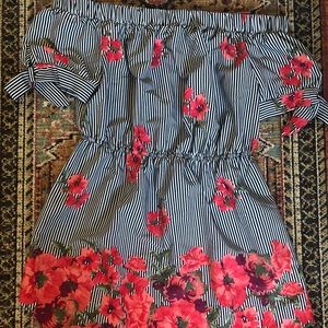 Off-the-shoulder Top